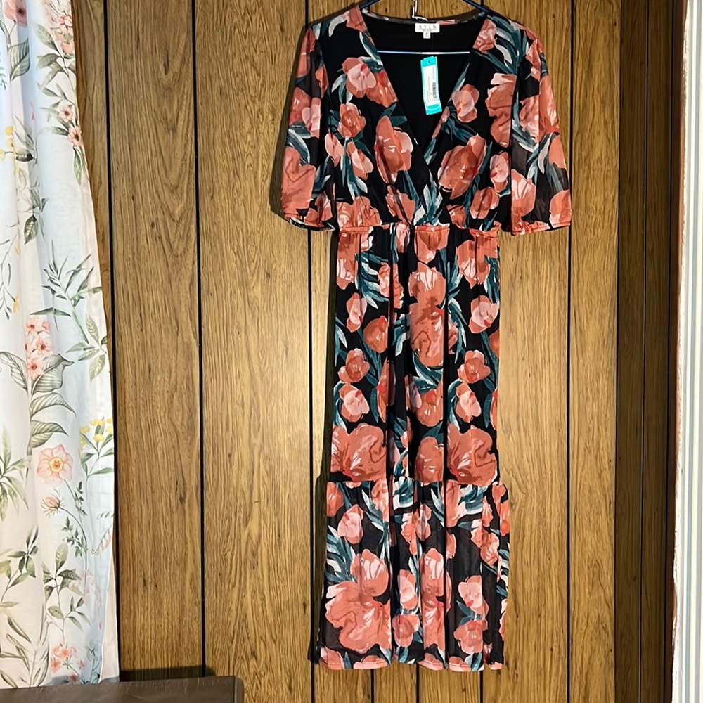 Avln studio wrap midi dress, black/ orange floral, Sz M , short sleeve, NWT